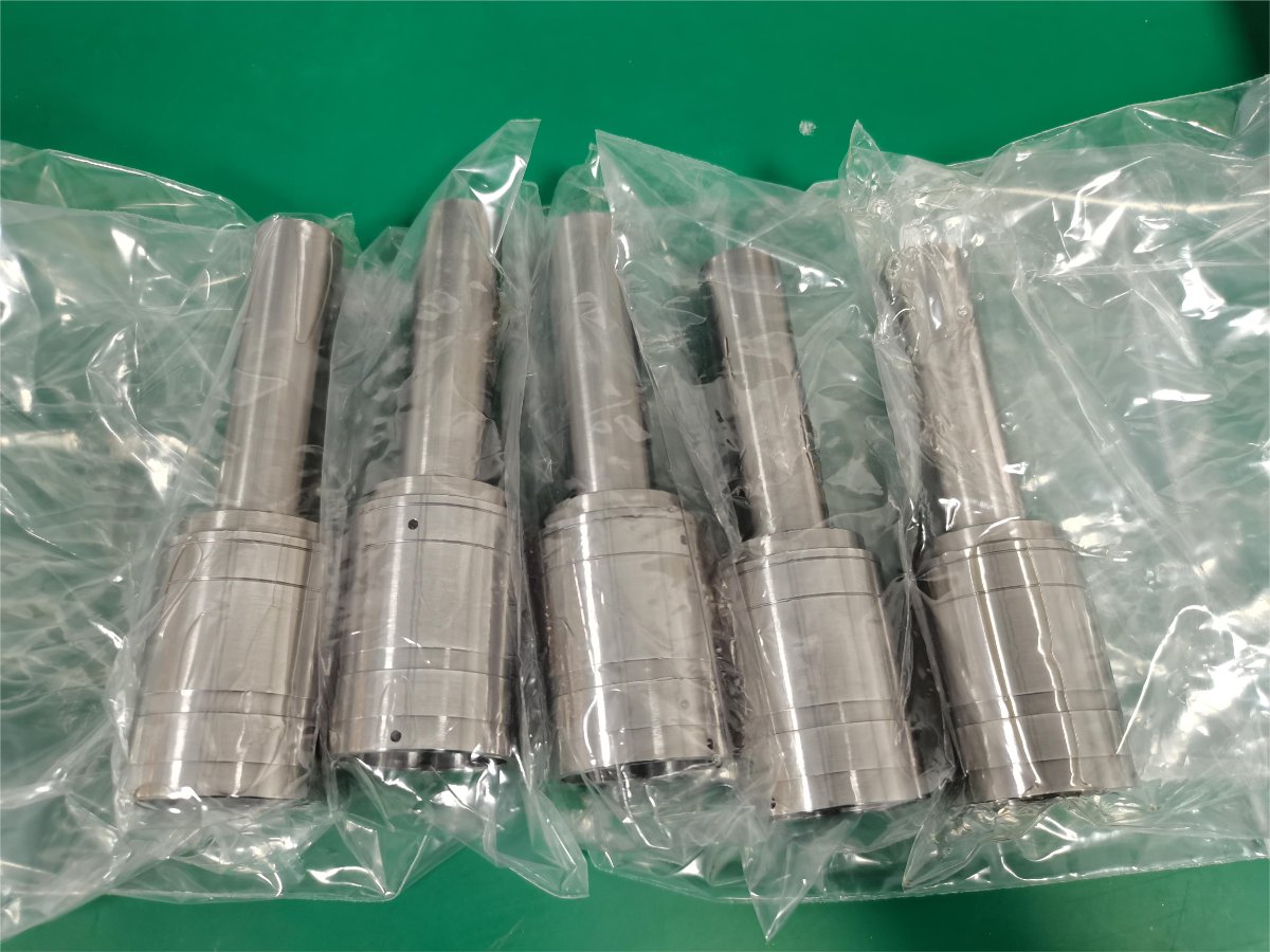 Steel turning part